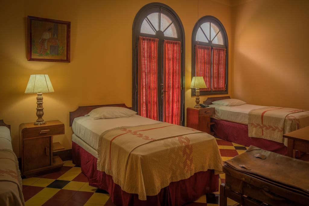 Hotel Panamerican Guatemala City Стая снимка