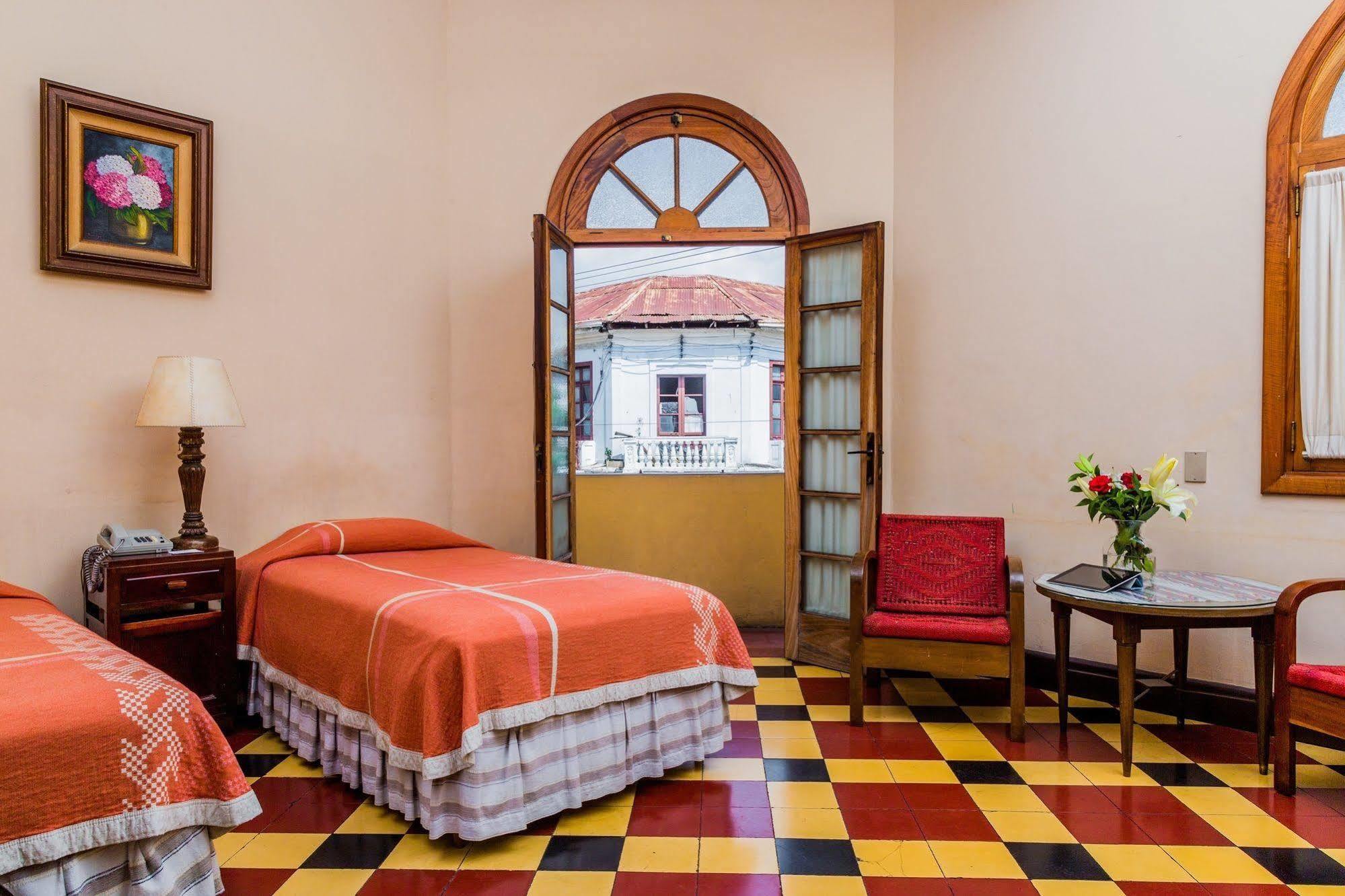 Hotel Panamerican Guatemala City Екстериор снимка